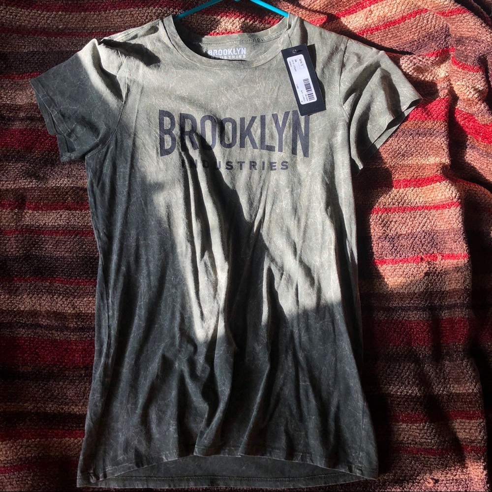 Brooklynn tee